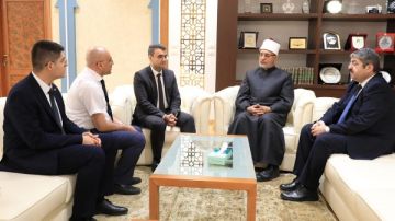 مفتي الجمهورية يستقبل المدير التنفيذي لمركز باكو الدولي للتعددية الثقافية