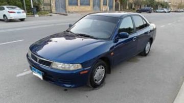 اركب ميتسوبيشي لانسر أوتوماتيك بـ 300 ألف جنيه