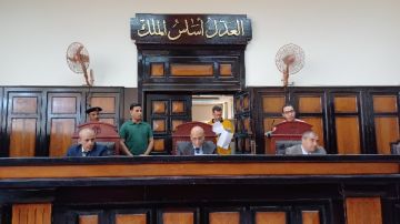 بسبب خلافات الجيرة .. المشدد 7 سنوات لـ عامل أنهى حياة جاره وأصاب ابنه بأسيوط بسبب خلافات الجيرة .. المشدد 7 سنوات لـ عامل أنهى حياة جاره وأصاب ابنه بأسيوط