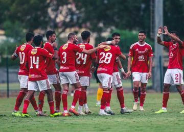 بقرار إداري.. ريبيرو يجمد نجم الأهلي بسبب قرار الرحيل (تفاصيل)