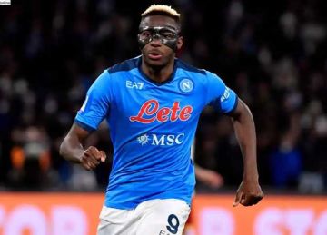 للمرة الثانية..أوسيمين يرفض عرض الهلال السعودي