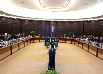 منها زيادة التعويض عن مخاطر المهن الطبية.. مجلس الوزراء يوافق علي 8 قرارات خلال اجتماعه اليوم (تفاصيل)