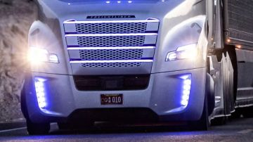 هذه الشاحنات لن تخضع لتحليل المخدرات ولا مخالفات النوم