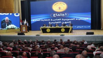 أصحاب المعاشات.. خلف الزناتي يعلن عن حزمة هدايا للمعلمين