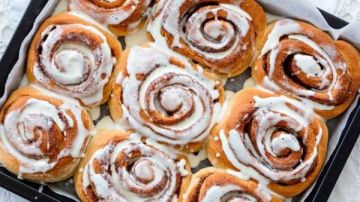 سريعة وسهلة .. طريقة عمل السينابون الكداب بالعيش الفينو سريعة وسهلة .. طريقة عمل السينابون الكداب بالعيش الفينو