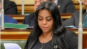 برلمانية: مصر لم تغلق معبر رفح منذ بدء العدوان.. وما يتردد إدعاءات برلمانية: مصر لم تغلق معبر رفح منذ بدء العدوان.. وما يتردد إدعاءات