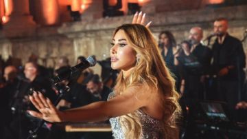 حضور كبير.. نجوى كرم تشعل المدرج الروماني في عمان بـ حالة طوارئ