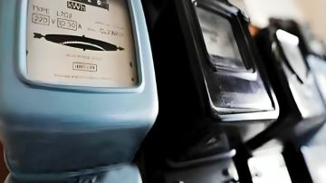 رفع عدادات الكهرباء القديمة رسميا من هؤلاء.. هل أنت منهم؟ رفع عدادات الكهرباء القديمة رسميا من هؤلاء.. هل أنت منهم؟