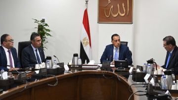 رئيس الوزراء يستعرض موقف توافر الأسمدة الزراعية ومنظومة حوكمة تداولها