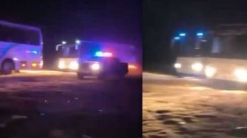 سوريا.. حافلات حكومية تدخل السويداء لإجلاء المصابين والمحتجزين سوريا.. حافلات حكومية تدخل السويداء لإجلاء المصابين والمحتجزين