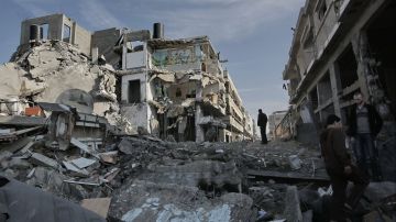 مدير الإغاثة الطبية في غزة: استهداف ممنهج للمسعفين ومناطق المساعدات مدير الإغاثة الطبية في غزة: استهداف ممنهج للمسعفين ومناطق المساعدات