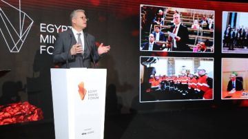 البترول: اتفاقيات تاريخية مع كبرى شركات الذهب.. وبرلمان مصر يصادق على نموذج استغلال جديد