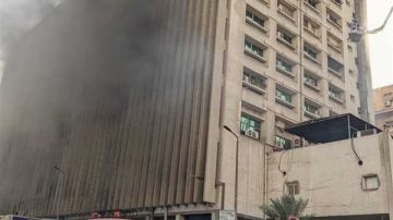 حريق سنترال رمسيس تنظيم الاتصالات: بدء التبريد ونقل حركة الإنترنت إلى سنترال الروضة حريق سنترال رمسيس تنظيم الاتصالات: بدء التبريد ونقل حركة الإنترنت إلى سنترال الروضة