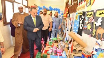 محافظ أسيوط يفتتح المعرض السنوي السابع للوسائل التعليمية لرياض الأطفال