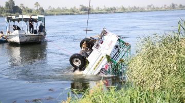 إخلاء سبيل المتهمين في واقعة غرق سيارة بمستقليها بمياه النيل بقنا
