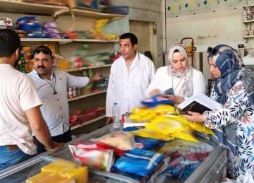 تحرير 7 محاضر لأصحاب أنشطة تجارية في حملة تموينية بالعاشر من رمضان