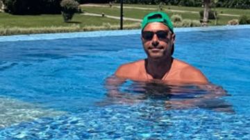 كل سنة وأنا طيب.. أحمد السعدني يحتفل بعيد ميلاده