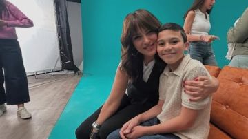 أمي الثانية.. علي البيلي يوجه رسالة مؤثرة لـ ريهام عبد الغفور أمي الثانية.. علي البيلي يوجه رسالة مؤثرة لـ ريهام عبد الغفور