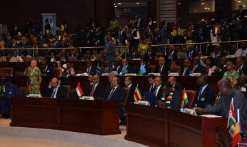 السيسي: تحديات إفريقيا المتشابكة تهدد الأمن والاستقرار والتنمية السيسي: تحديات إفريقيا المتشابكة تهدد الأمن والاستقرار والتنمية