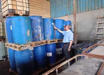 ضبط 33 طن مواد كيميائية مجهولة المصدر في حملات تفتيشية بالشرقية