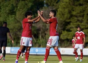  عم الدنماركي .. جماهير الأهلي تسخر من وسام أبوعلي بعد هدفي محمد شريف