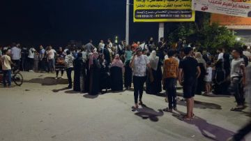 قوات الإنقاذ النهري بالغربية تنتشل 3 أشخاص في غرق مركب بسمنود.. صور قوات الإنقاذ النهري بالغربية تنتشل 3 أشخاص في غرق مركب بسمنود.. صور