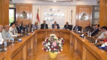 اجتماع طارئ للشعب التجارية بغرفة القاهرة للمساهمة في مبادرة خفض الأسعار