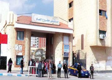 انسكب عليه سائل ساخن.. إصابة طفل بحروق داخل منزل بعلم الروم في مطروح انسكب عليه سائل ساخن.. إصابة طفل بحروق داخل منزل بعلم الروم في مطروح