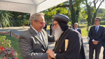 مشاركة الكنيسة القبطية في احتفال اليوم الوطني المصري بچنيڤ .. صور