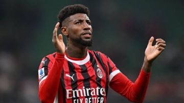 ميلان يوافق على بيع إيمرسون رويال لفلامنجو.. والصفقة تعيد رسم خريطة الانتقالات بين أوروبا والبرازيل ميلان يوافق على بيع إيمرسون رويال لفلامنجو.. والصفقة تعيد رسم خريطة الانتقالات بين أوروبا والبرازيل