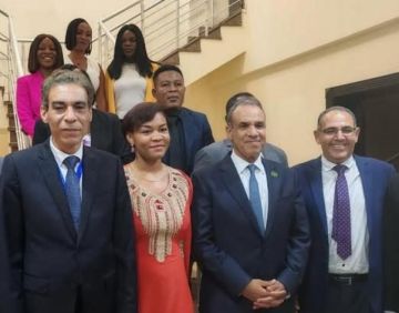 وزير الخارجية يلتقي بممثلى كبرى الشركات الخاصة وأعضاء الغرفة التجارية في مالابو