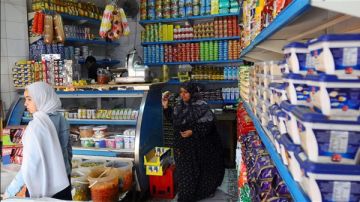 خالد الشافعي: استقرار الدولار مفتاح تخفيض أسعار السلع.. والأجهزة الرقابية وحدها تكسر احتكار التجار