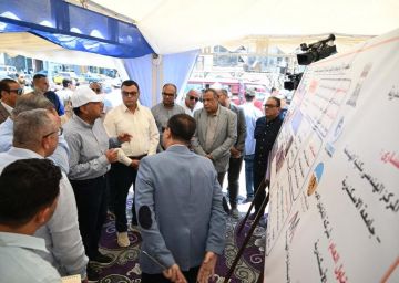 رئيس الوزراء خلال تفقد تطوير واجهات العقارات بكورنيش الإسكندرية: يساهم في تحسين الرؤية البصرية