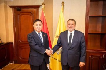 محافظ البنك المركزي المصري يستقبل نظيره الصيني ويشهدان توقيع 3 مذكرات للتعاون المشترك