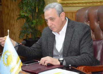 ثلاث طالبات.. محافظ الغربية يهنئ أوائل المحافظة في الدبلومات الفنية ثلاث طالبات.. محافظ الغربية يهنئ أوائل المحافظة في الدبلومات الفنية