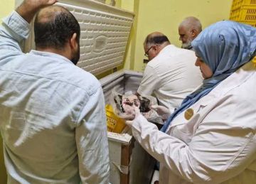 ضبط 1.6 طن لحوم ودواجن مجهولة المصدر في حملات رقابية بالعاشر من رمضان ضبط 1.6 طن لحوم ودواجن مجهولة المصدر في حملات رقابية بالعاشر من رمضان