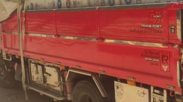 أخفاها تحت طبقة رمال.. ضبط سيارة محملة بـ 9775 خرطوشة سجائر مهربة بأسيوط