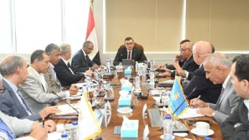 الإسكان تتابع موقف مشروعات مرافق مياه الشرب والصرف الصحي بالمدن الجديدة والمحافظات