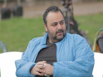 قصة حب كلها تلزيق .. شيكو يروج للجزء الخامس من اللعبة