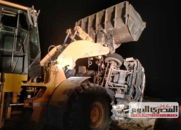 مصرع سائق في انقلاب تريلا على طريق سفاجا بالبحر الأحمر