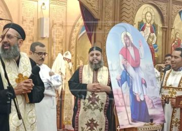 أقباط مصر يحتفلون بمرور 1608 عاما على رحيل القديس الأنبا بيشوي (صور)