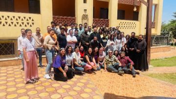 الأنبا توماس يشارك في مؤتمر دار القديس جيروم لشباب إيبارشية المنيا الأنبا توماس يشارك في مؤتمر دار القديس جيروم لشباب إيبارشية المنيا