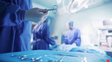 مقابل نصف مليون جنيه .. عقوبة رادعة لطبيب متهم بابتزاز طليقته بصور خادشة