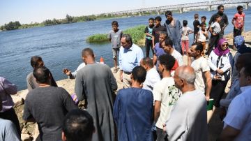 موجها بتصور عمرانى متكامل..محافظ قنا يتفقد مشروعات السياحة الريفية بمحيط معبد دندرة