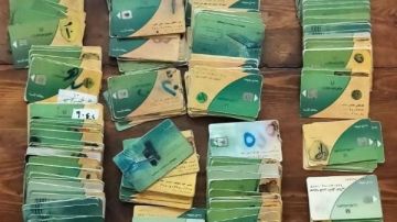 ضبط طن دقيق مدعم و318 بطاقة تموينية بحوزة صاحب مخبز بالمنيا ضبط طن دقيق مدعم و318 بطاقة تموينية بحوزة صاحب مخبز بالمنيا