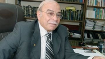 كمال درويش: لا يصح أن يدار الاحتراف بكرة القدم بعقلية الهواة والمتطوعين