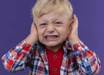 هل تصدر صوت طحن على سنانك وأنت نائم؟ إليك الأسباب والعلاج