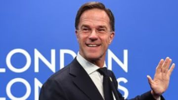 حذر من كابوس.. أمين حلف الناتو: الحرب العالمية ستندلع بسبب روسيا والصين