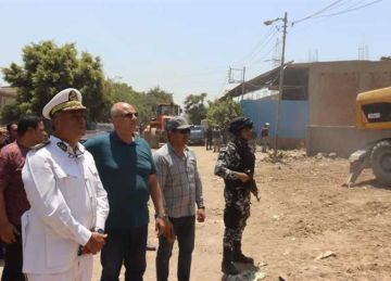 محافظ القليوبية يقود حملة مكبرة لإزالة التعديات على الأراضي الزراعية بقليوب (صور)