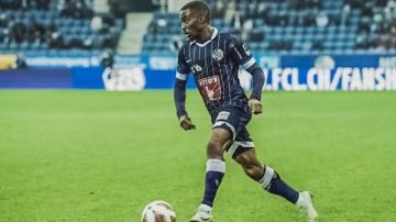 لعبة غرور.. رد ناري من وكيل أوكو على أنباء اتفاقه مع الزمالك خاص